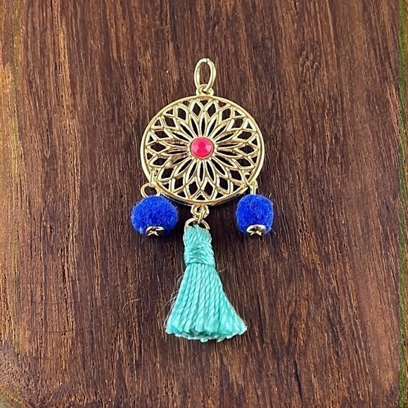 Bright jewelry bundle - Picture 2 of 5